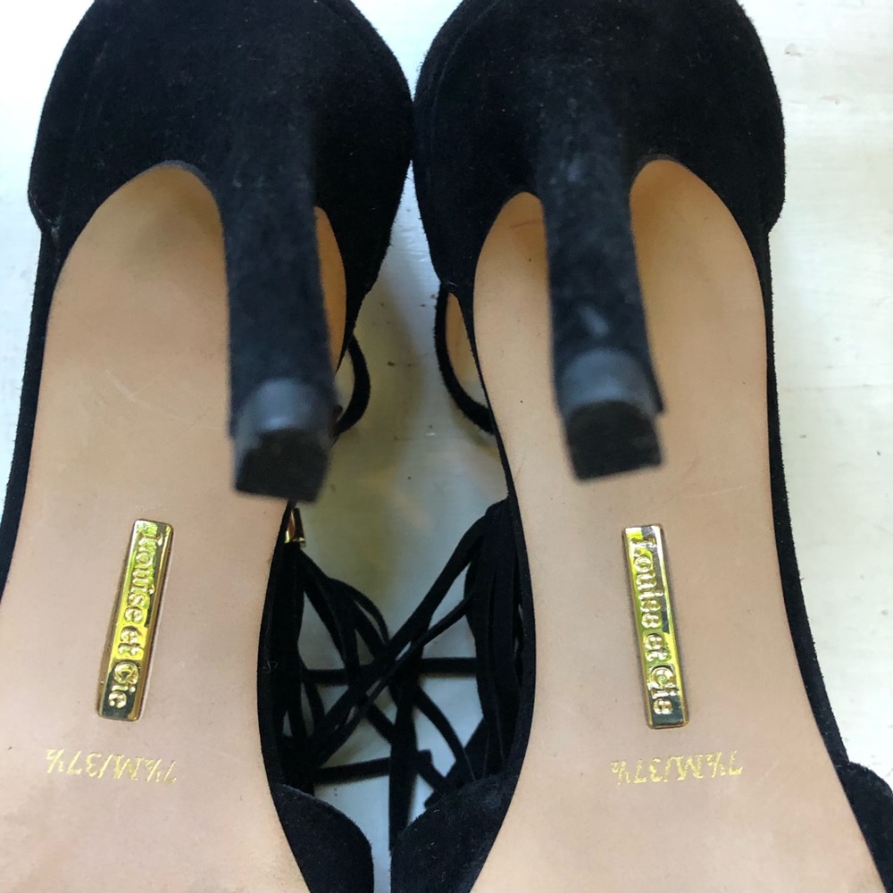Louise et cie  black suede tassle heels sz 7.5 - Picture 3 of 6